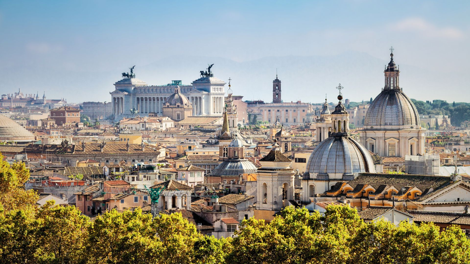 Italian Wine: Between Tradition, Family, and Festivities